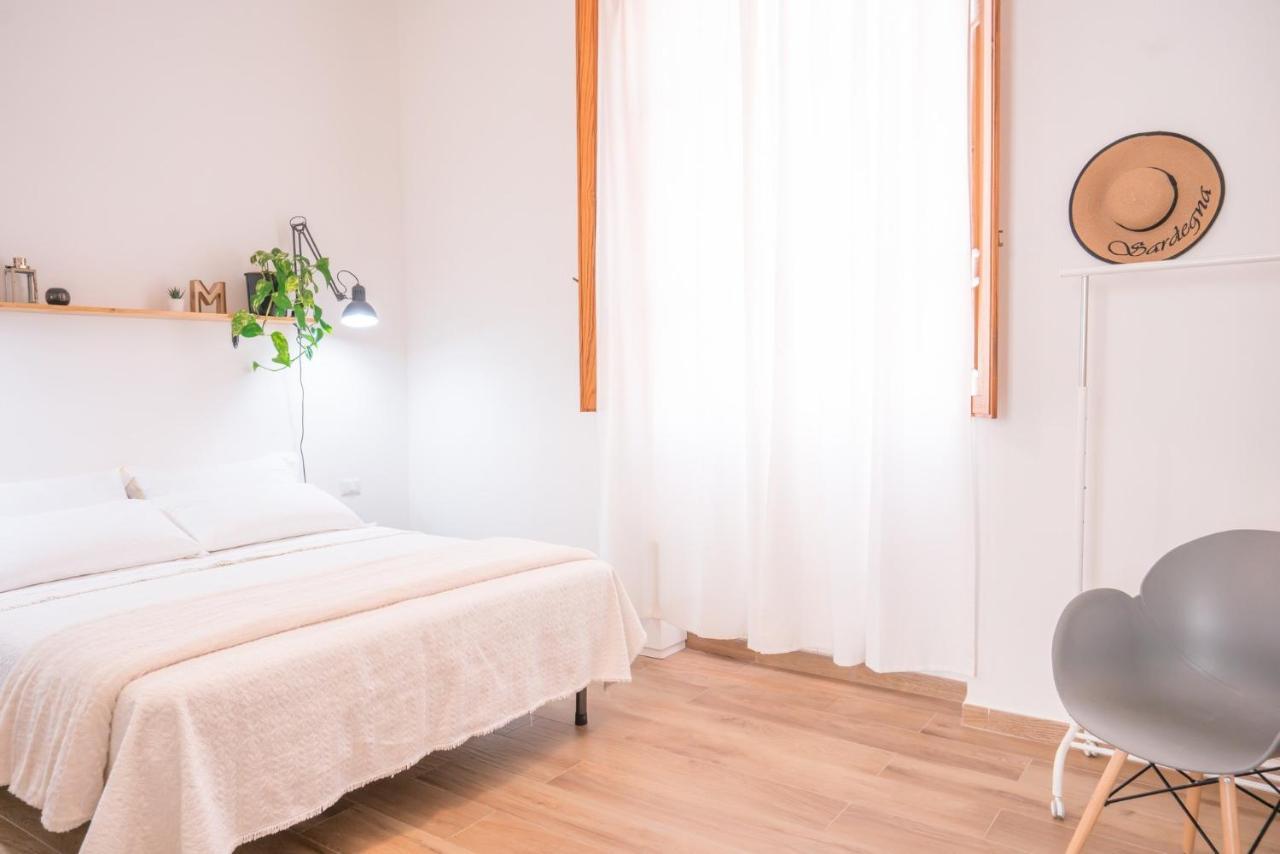 Minimalist Chic A Villanova 3Bdr - 2Bth - Wifi Cagliari Eksteriør billede