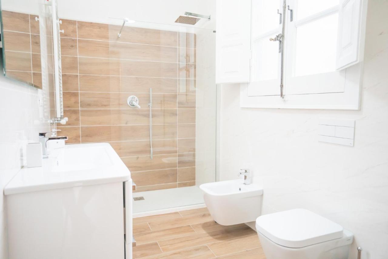 Minimalist Chic A Villanova 3Bdr - 2Bth - Wifi Cagliari Eksteriør billede